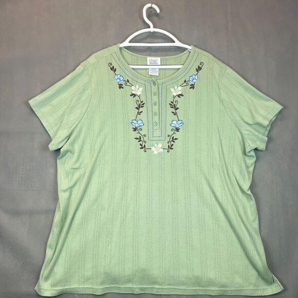 Only Necessities Women's Top 2X Green Embroidered Floral Short Sleeve Outdoor - Picture 1 of 7